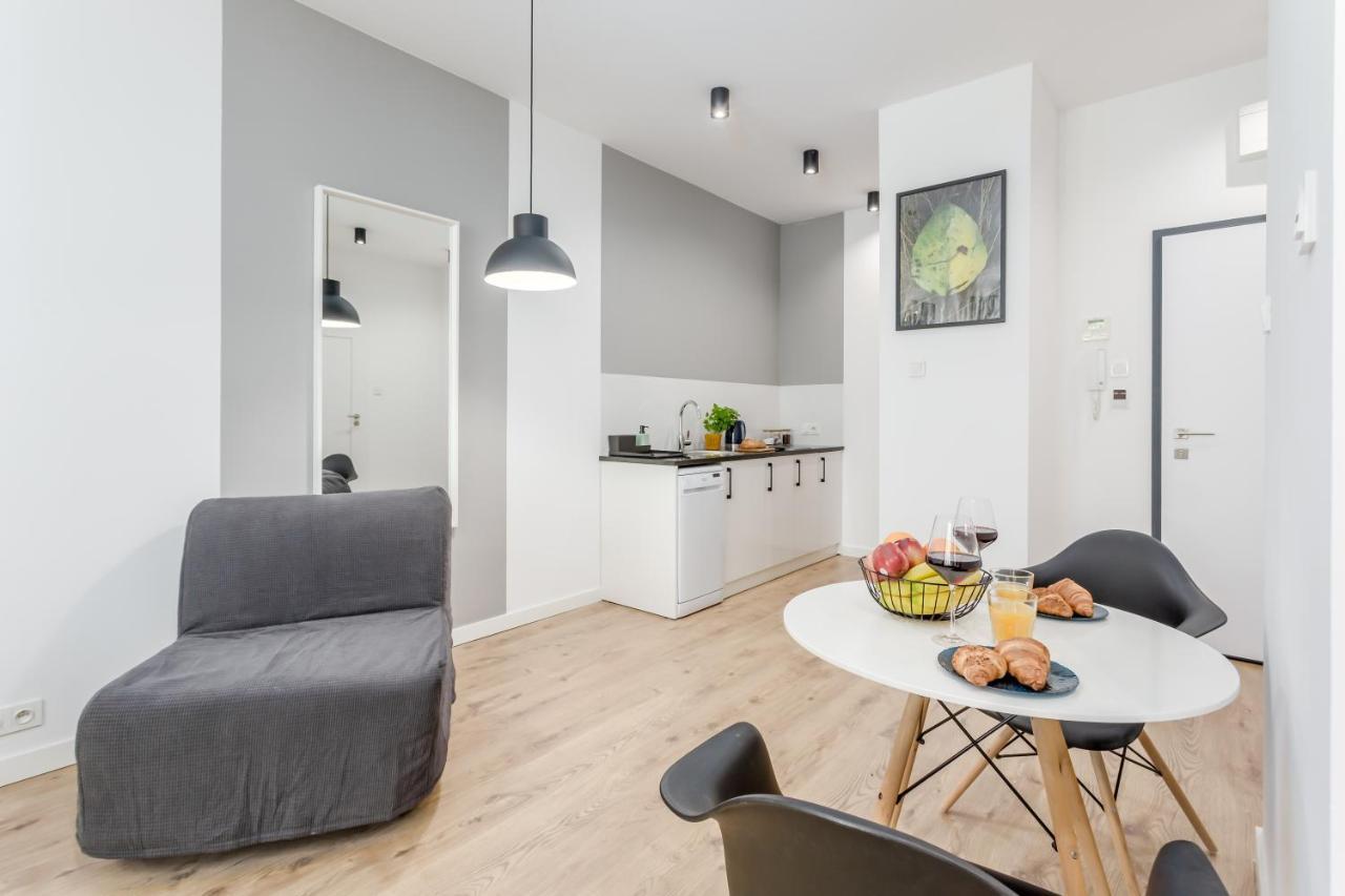 Expo Center Apartament *